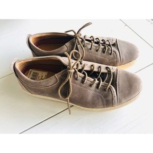 Men’s 9.5 Trask Beck light brown nubuck suede leather shoes